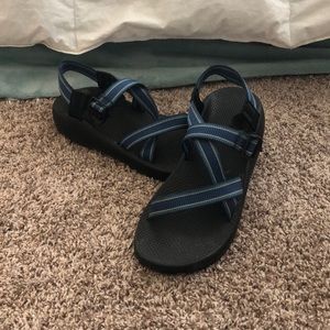 Men’s Chacos sz 12